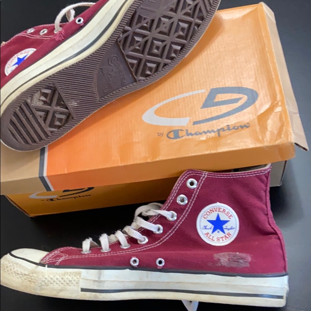 Converse Chuck Taylor’s. Burgundy